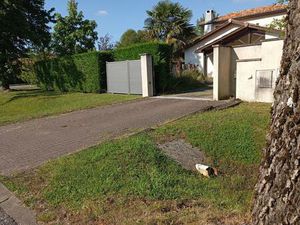 Location appartement 1 pièce 9 m² à Pessac (33600)