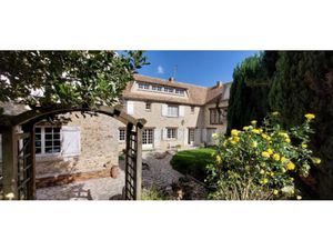 Vente maison 8 pièces 274 m² à Goupillieres (78770)  450 000 €