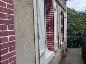 Vente appartement 4 pièces 83 m² à Saint-Eloy-les-Mines (63700)  25 000 €