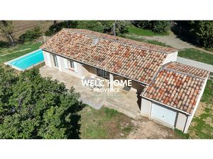 Maison Individuelle de Charme avec Piscine et Jardin