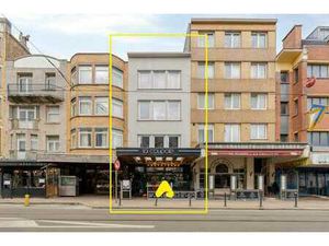 Commerce 'La Coupole' avec appartement duplex et studio