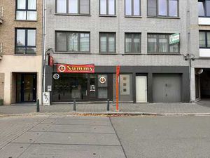 Handelpand op een goede locatie vlakbij het centrum van H...