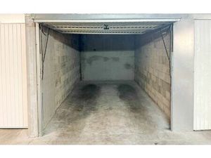 Stationnement Lyon 7 14 m² T- à vendre  17 000 €