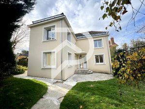 Maison Louveciennes 7 pièces130 m2