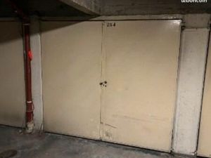 Location Parking (box fermé) - Dupleix - Paris 15