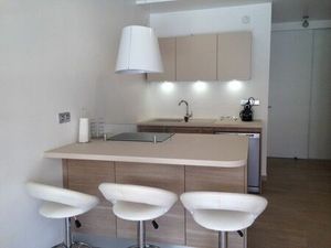 Location appartement 1 pièce 30 m² à Sanary-sur-Mer (83110)