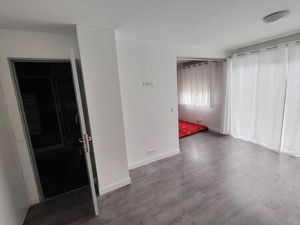 Location appartement 1 pièce 33 m² à Bagneux (92220)