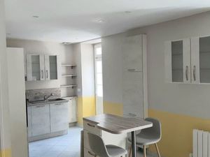 F2 meublé en très bon état Centre-ville