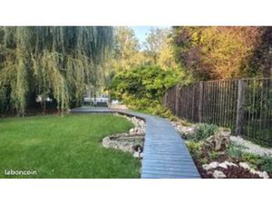 Tiny House sur le Loing à Moret