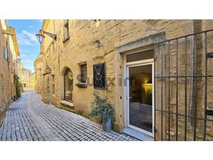 Vente locaux professionnels 56 m² à Castillon-du-Gard (30210)  46 000 €