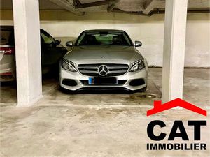 Vente parking 12 m² à Montereau-Fault-Yonne (77130)  10 250 €