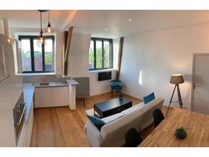 Location meublée appartement 1 pièce 105 m² à Roubaix (59100)  475 €