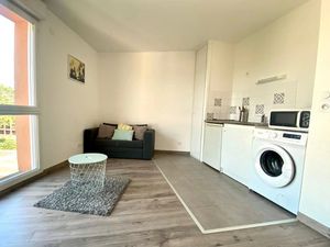 Location meublée appartement 1 pièce 24 m² à Le Petit-Quevilly (76140)  500 €