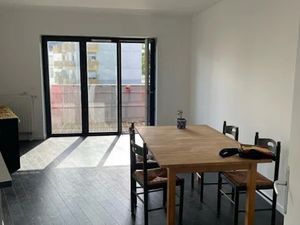 Location meublée appartement 2 pièces 46 m² à Ivry-sur-Seine (94200)  1 172 €