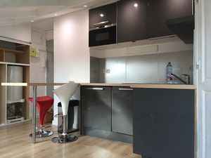 Location meublée appartement 1 pièce 30 m² à Nice (06000)  700 €