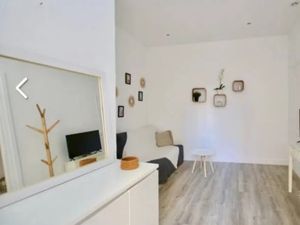 Location meublée appartement 2 pièces 32 m² à Nice (06000)  950 €
