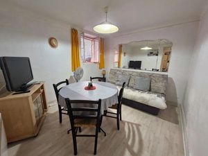 Location meublée appartement 3 pièces 40 m² à Nice (06000)  950 €