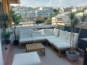 Location meublée appartement 4 pièces 65 m² à Nice (06000)  2 150 €