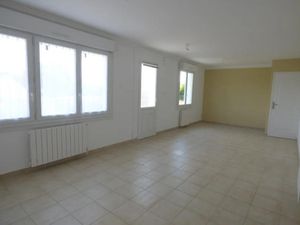 Location appartement 4 pièces 75 m² à Herbignac (44410)  790 €
