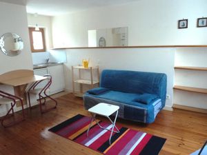 Location meublée appartement 1 pièce 24 m² à La Rochelle (17000)  684 €