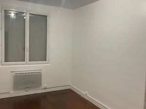 Location appartement 2 pièces 37 m² à Le Blanc-Mesnil (93150)  790 €