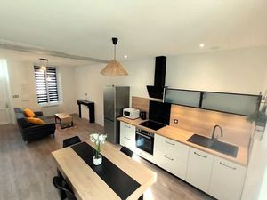 Location meublée appartement 3 pièces 62 m² à Les Aix-d'Angillon (18220)  750 €