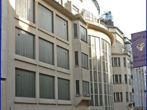 Emplacement parking double moto ou 3 roues