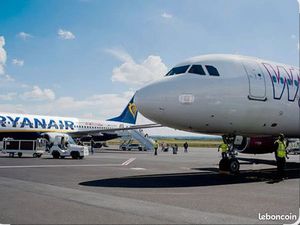 PARKING Aéroport TILLÉ