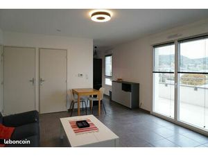 Appartement T2 meublé avec terrasse et garage