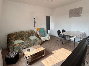 Location appartement 3 pièces 54 m² à Lille (59000)  850 €