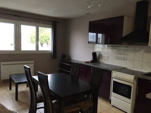 Location meublée appartement 3 pièces 49 m² à Saint-Michel-sur-Orge (91240)  900 €