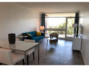 Location meublée appartement 2 pièces 64 m² à Lille (59000)  975 €