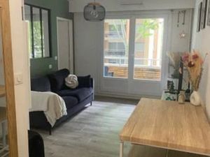 Location meublée appartement 2 pièces 32 m² à Lyon 6ème (69006)  1 040 €