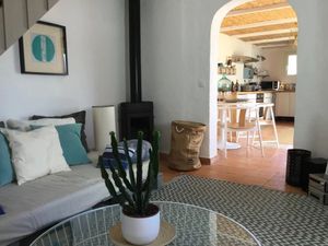 Location meublée maison 3 pièces 90 m² à Breuillet (17920)  890 €