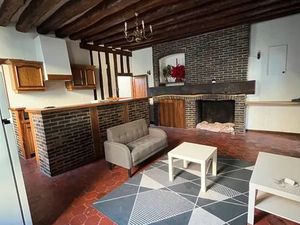 T3 non meublé 53m2 avec du charme dans le centre de Joigny