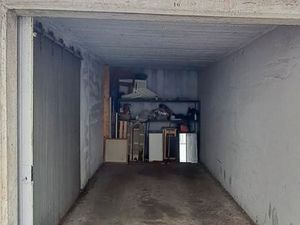 Garage en bon état bien situé