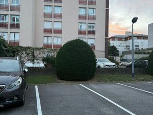 Place de parking - Gare de Juvisy