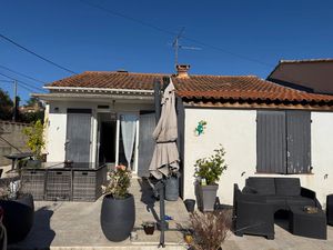 Maison à vendre SAINT SATURNIN LES AVIGNON 4 pièce(s) 89m2 279 000€