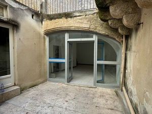 Loué Appartement T2 refait à neuf 45m2 avec terrasse env. 12m2