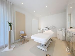 Commercieel te koop in Sint-Truiden