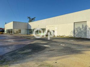 Vente property.type.service Échillais (17620)