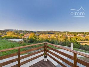 Maison très belles prestations  vue imprenable sur Joyeuse et environs