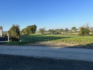 Vente terrain Courçon 17170 - 39000 € - Surface Privée