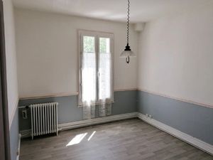 Location appartement 2 pièces 40 m² à Vichy (03200)  380 €