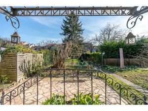 Vente maison 6 pièces 165 m² à Nogent-sur-Marne (94130)  1 120 000 €