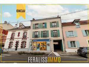 Lumineux et chaleureux duplex dans une petite coprop !