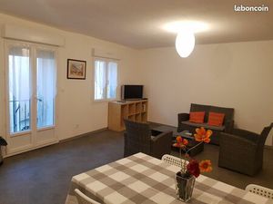 Centre-ville beau F3 76m2 à l'année