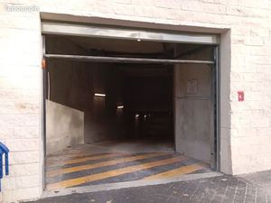 Place de Parking Sécurirsé (Vidéo Surveillance)