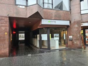 Bien professionnel à louer à Turnhout € 1.600 (LH43F) - Heylen Vastgoed - Turnhout | Zimmo