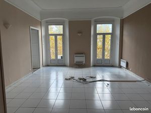 Location bureaux place saint nicolas